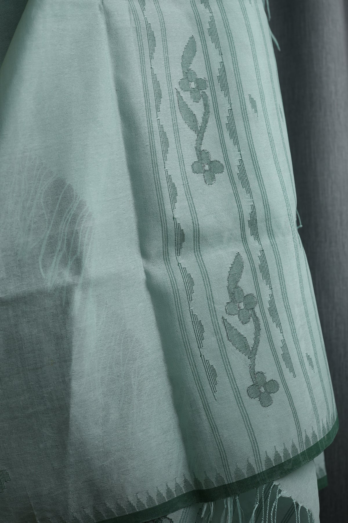 Teal green handwoven cotton Moirang Phee dupatta